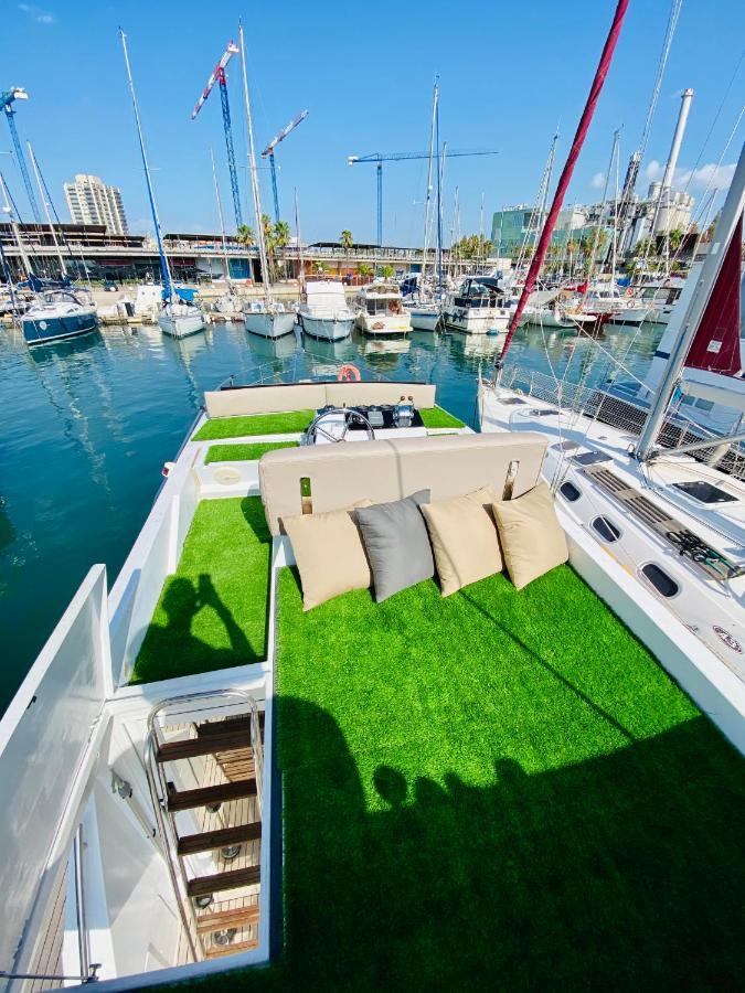 Barco Muy Romantico Con Parking! Sant Adria de Besos Dış mekan fotoğraf
